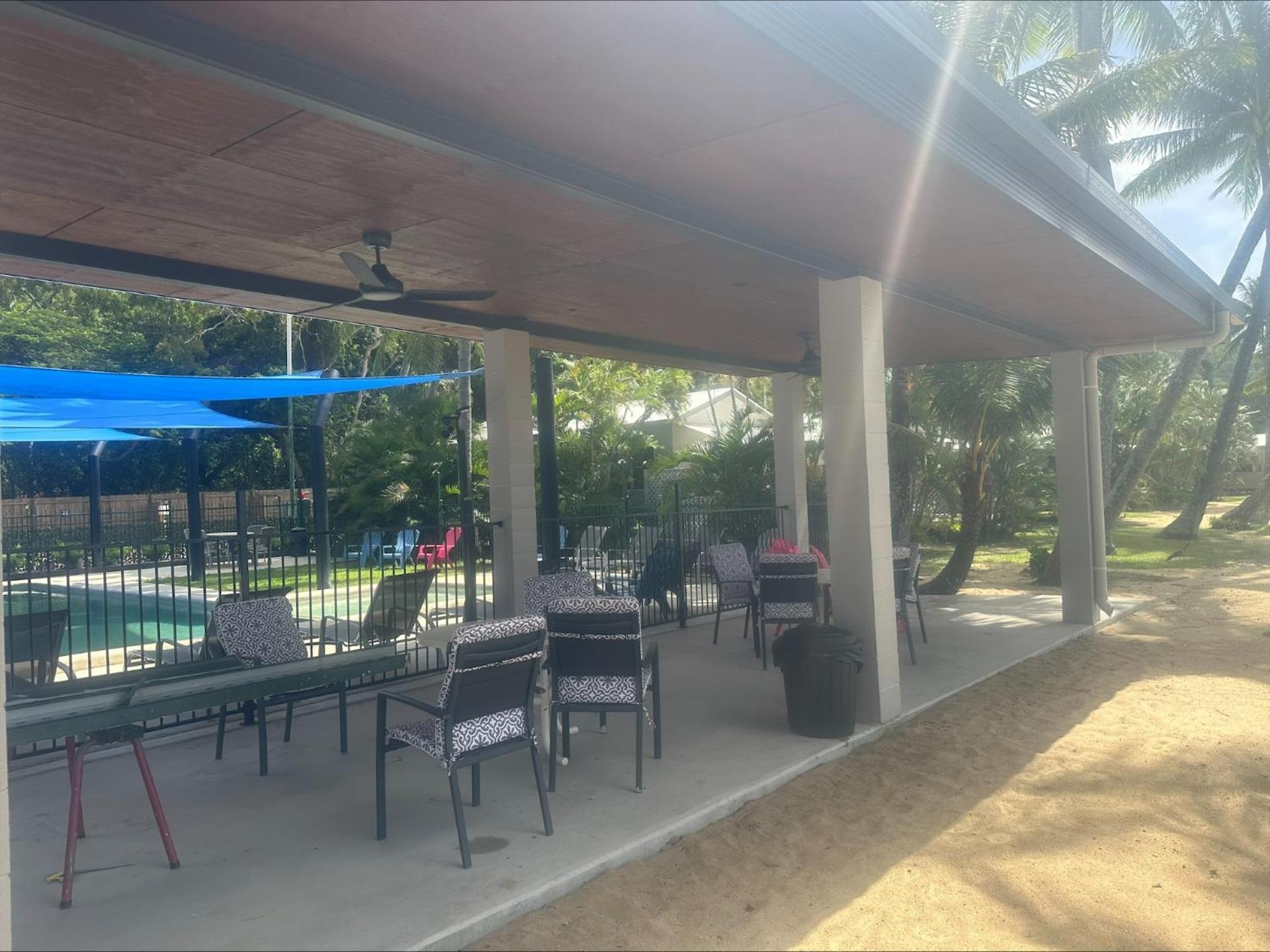 Ellis Beach Oceanfront Holiday Park Hotel Palm Cove Exterior photo