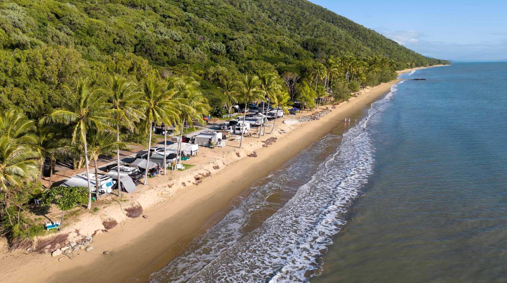 Ellis Beach Oceanfront Holiday Park Hotel Palm Cove Exterior photo